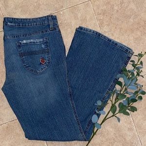 Mossimo Bootcut Embroidered Jeans SZ 17